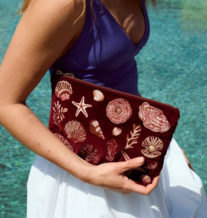 Young Ideas & Henmores -Ocean Treasures Port Velvet Everyday Pouch -port -OS