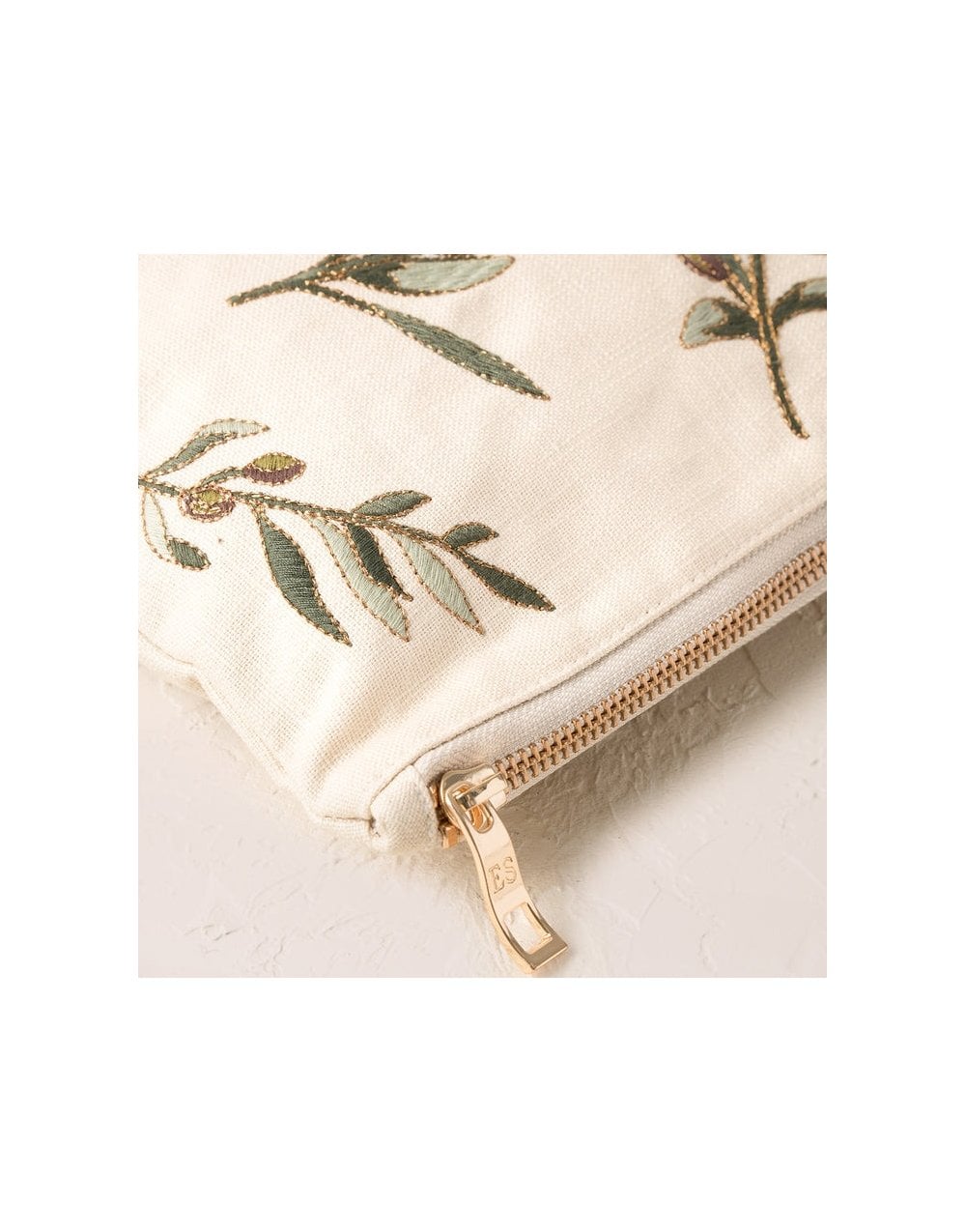 Young Ideas/Henmores - Olive Branch Cream Canvas Everyday Pouch - Cream - OS