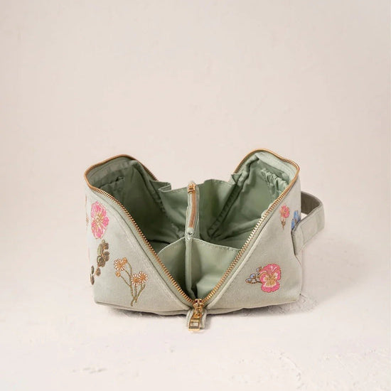Young Ideas & Henmores -Pressed Flowers Sage Velvet Open Flat Makeup Bag -Sage -OS