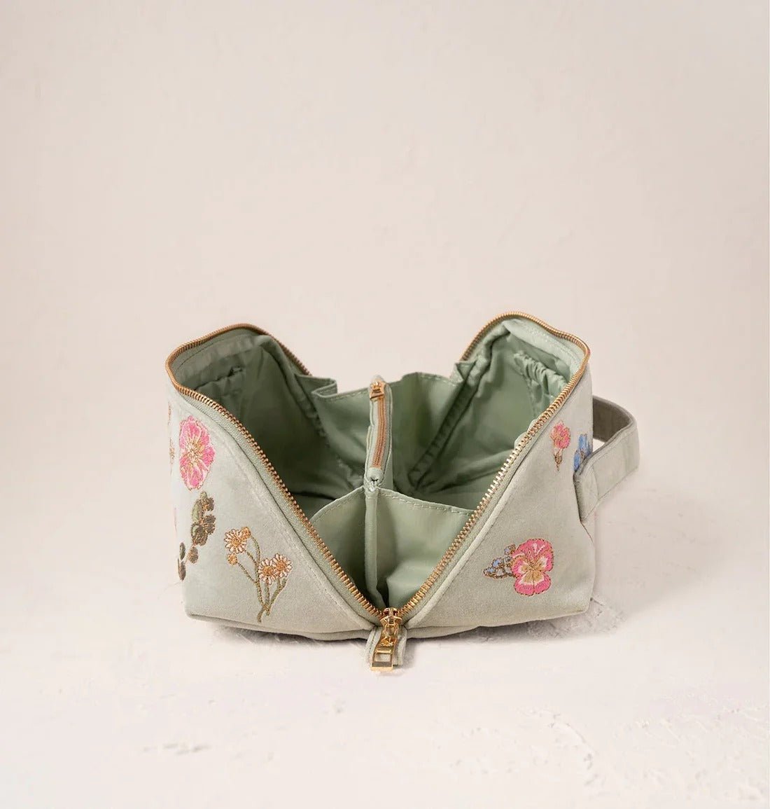 Young Ideas & Henmores -Pressed Flowers Sage Velvet Open Flat Makeup Bag -Sage -OS
