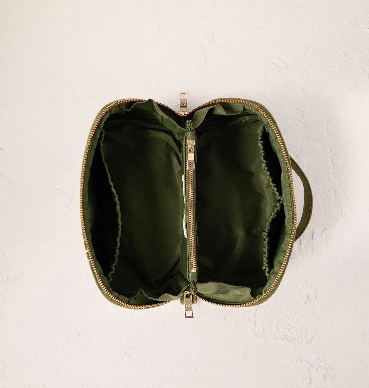 Young Ideas & Henmores -Sun Goddess Fern Green Velvet Open Flat Makeup Bag -Fern Green -OS