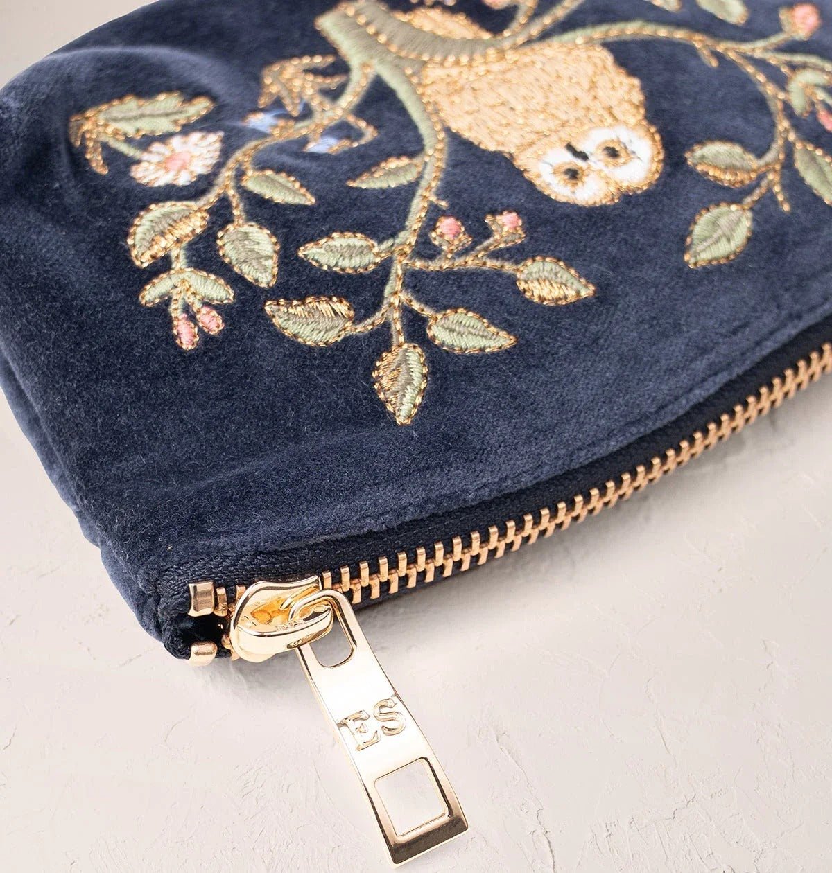 Young Ideas & Henmores -Tree of Indigo Life Velvet Coin Purse -Indigo -OS
