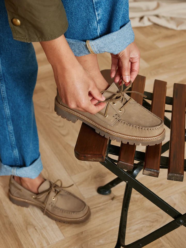 Young Ideas/Henmores - Aldeburgh Deck Shoe - Fawn - 4