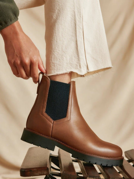 Young Ideas/Henmores - Fur Lined Boudica Boot - Oak Leather - 3
