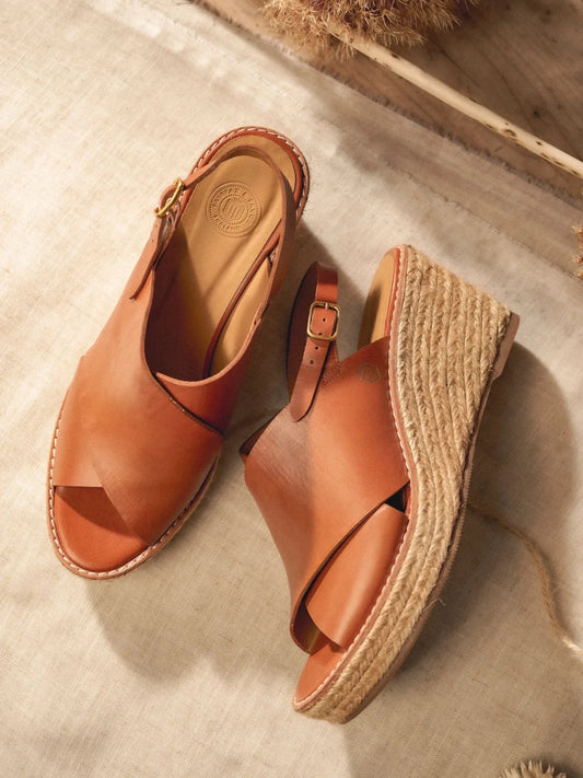 Young Ideas & Henmores - Morella Wedge Shoe - Tan Suede - 4