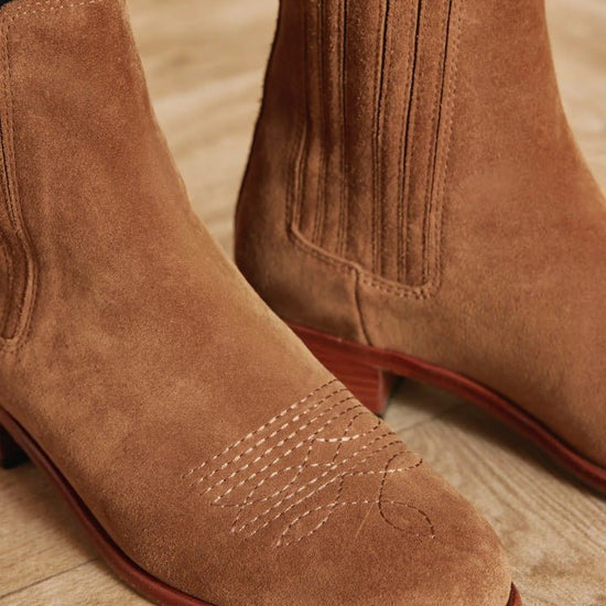 Young Ideas/Henmores - Rockingham Chelsea Boot - Tan Suede - 5