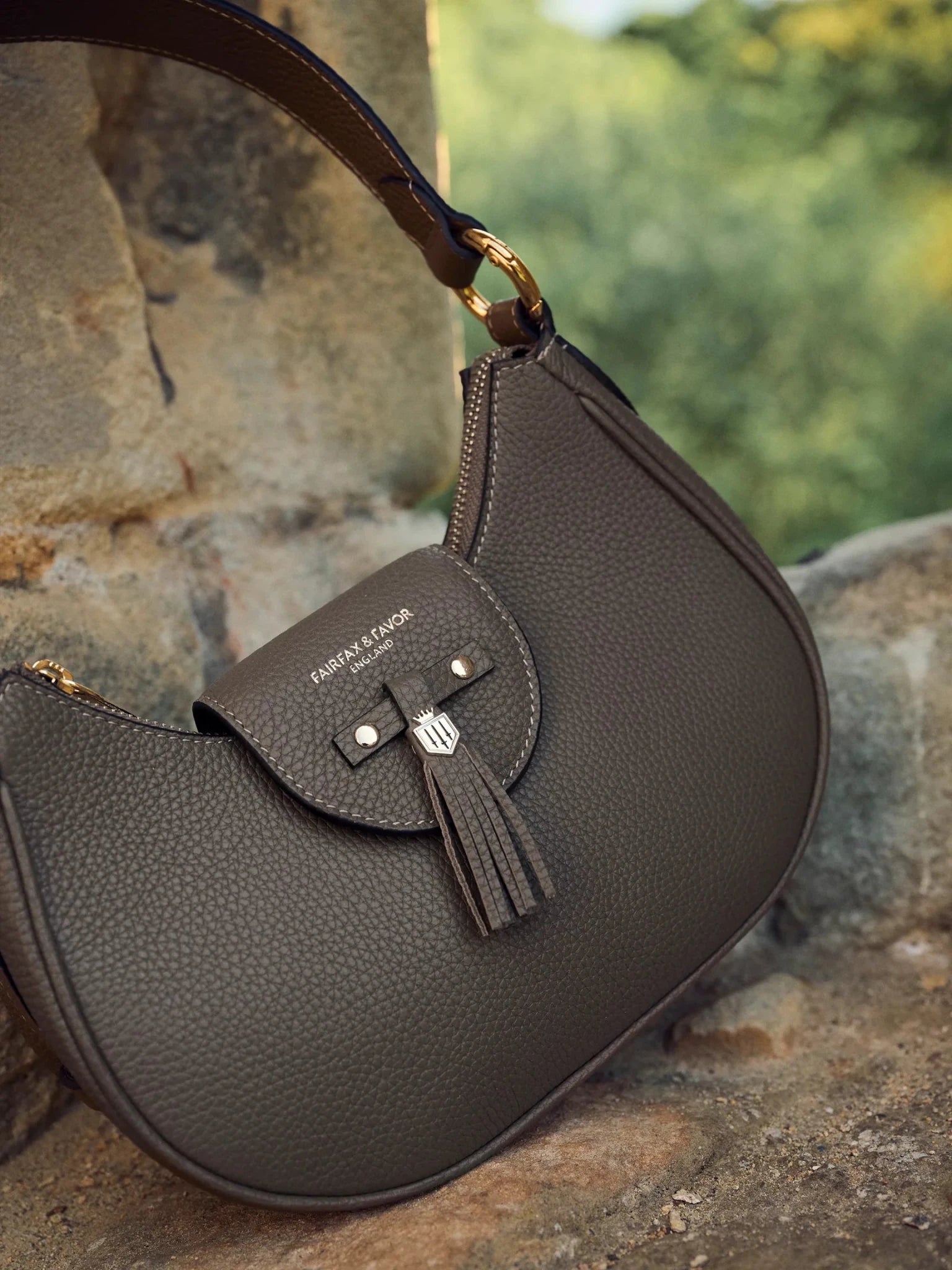 Young Ideas & Henmores - Windsor Shoulder Bag - Fog - OS