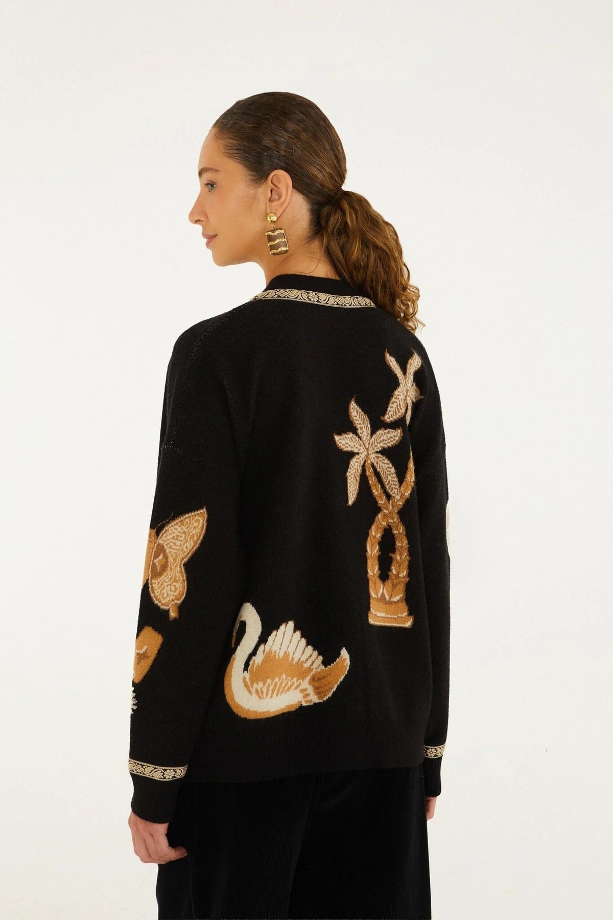 Young Ideas & Henmores -Vintage Souvenirs Knit Cardigan -26092 Black -XXS