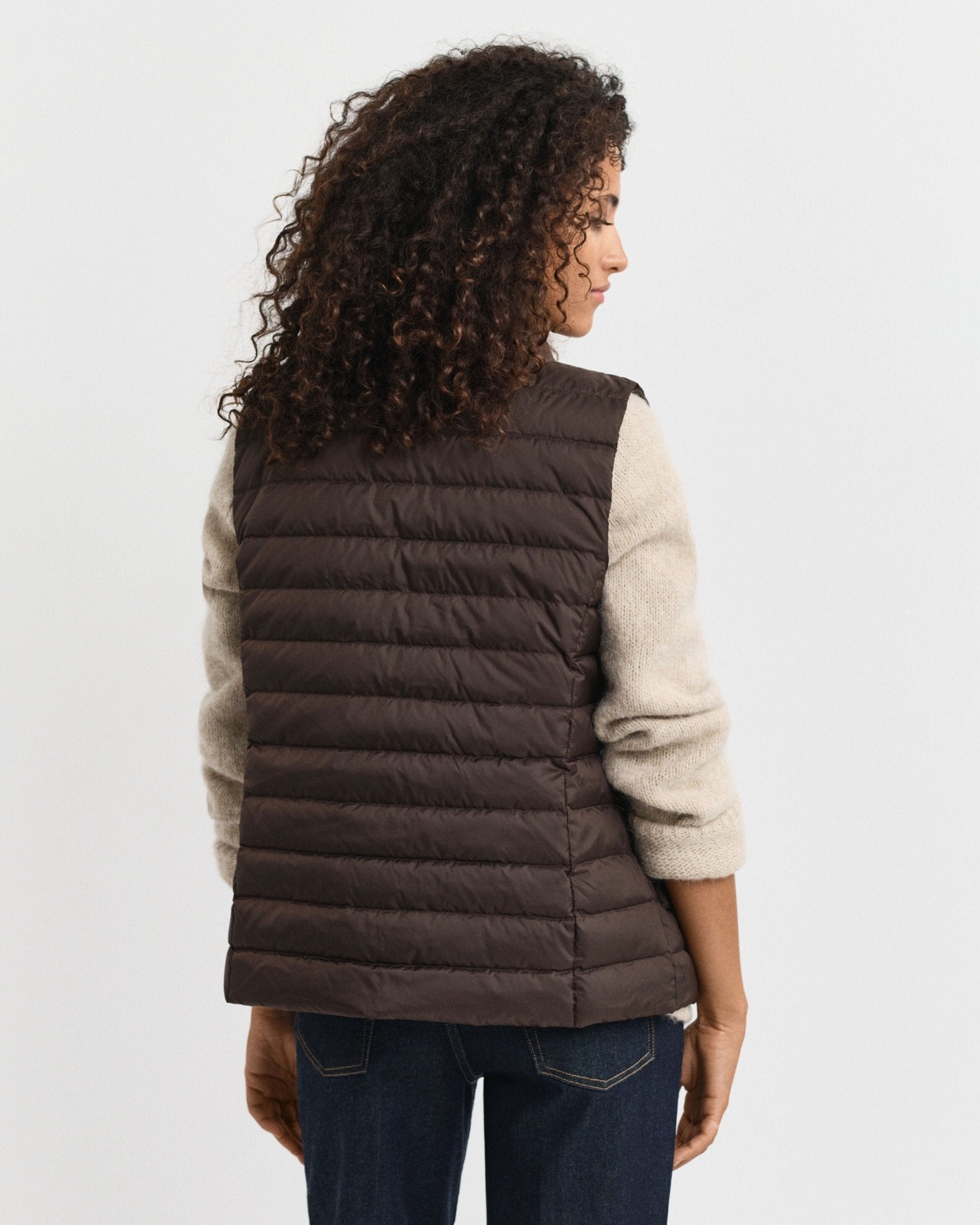 Young Ideas & Henmores -Light Down Gilet -202 Deep Brown -S