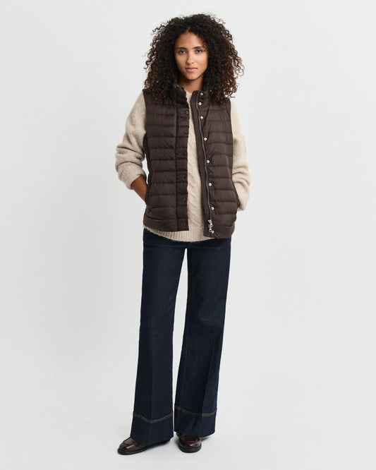 Young Ideas & Henmores -Light Down Gilet -202 Deep Brown -S