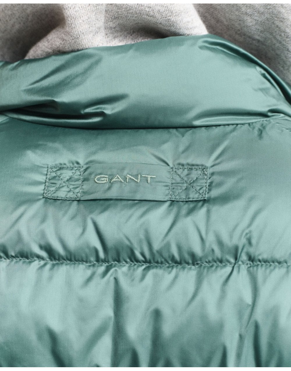 Young Ideas/Henmores - Light Down Vest - 318 Woody Green - M