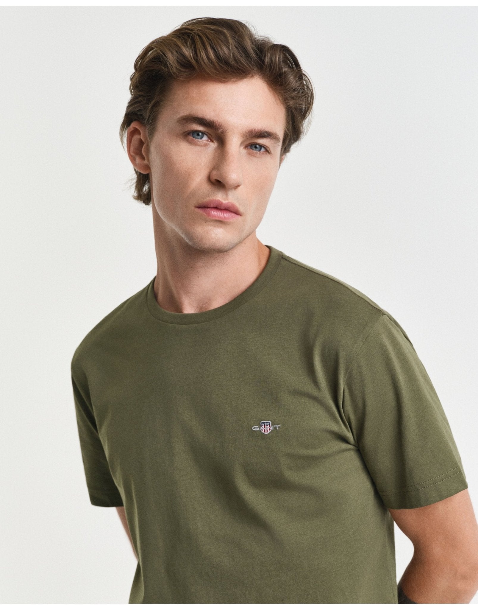 Young Ideas/Henmores - Reg Shield Ss T-Shirt - 303 Moss Green - M