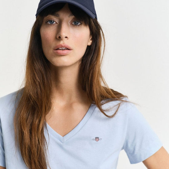 Young Ideas/Henmores - Regular Shield SS V - Neck T-Shirt - 457 Fresh Blue - S