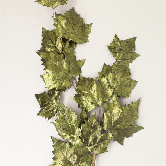 Young Ideas & Henmores -Metallic Maple Leaf Spray -Green -OS
