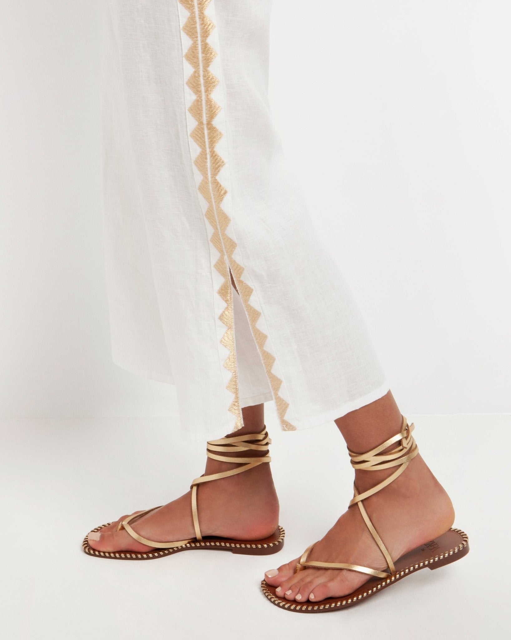 Young Ideas & Henmores -Feather Linen Elasticated Waist Side Slit Trousers -White/Gold -L