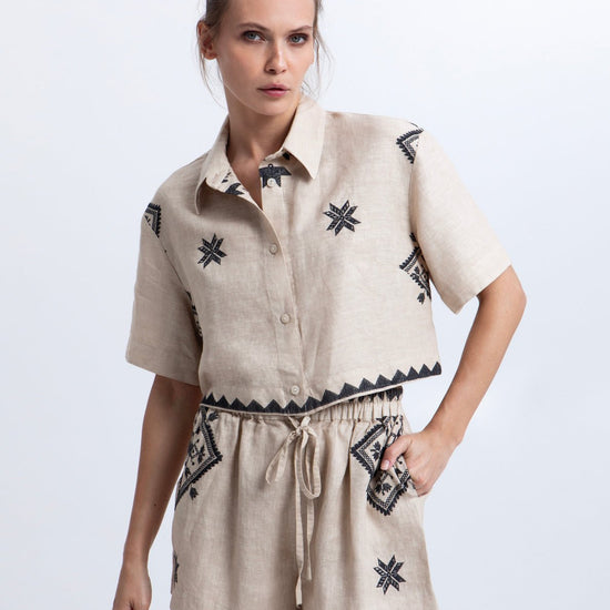 Young Ideas & Henmores - Lefkada Linen Cropped Short Sleeve Shirt - Black/Gold - M