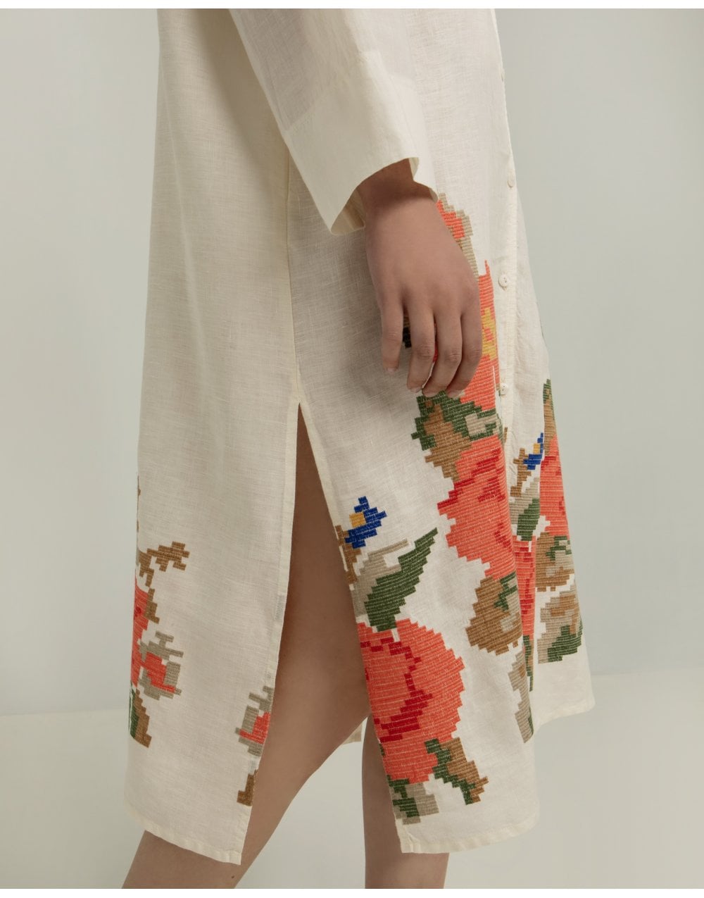 Young Ideas/Henmores - Rose V Neck Side Split Oversized Linen Dress - 1114 White - XS