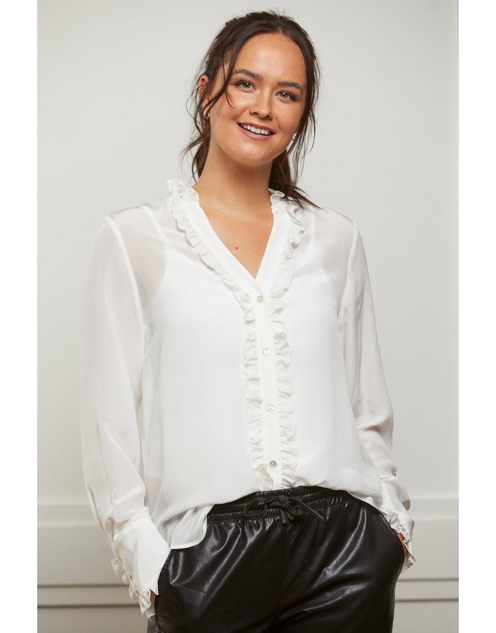 Young Ideas/Henmores - Emily Silk Blouse - Natural - S