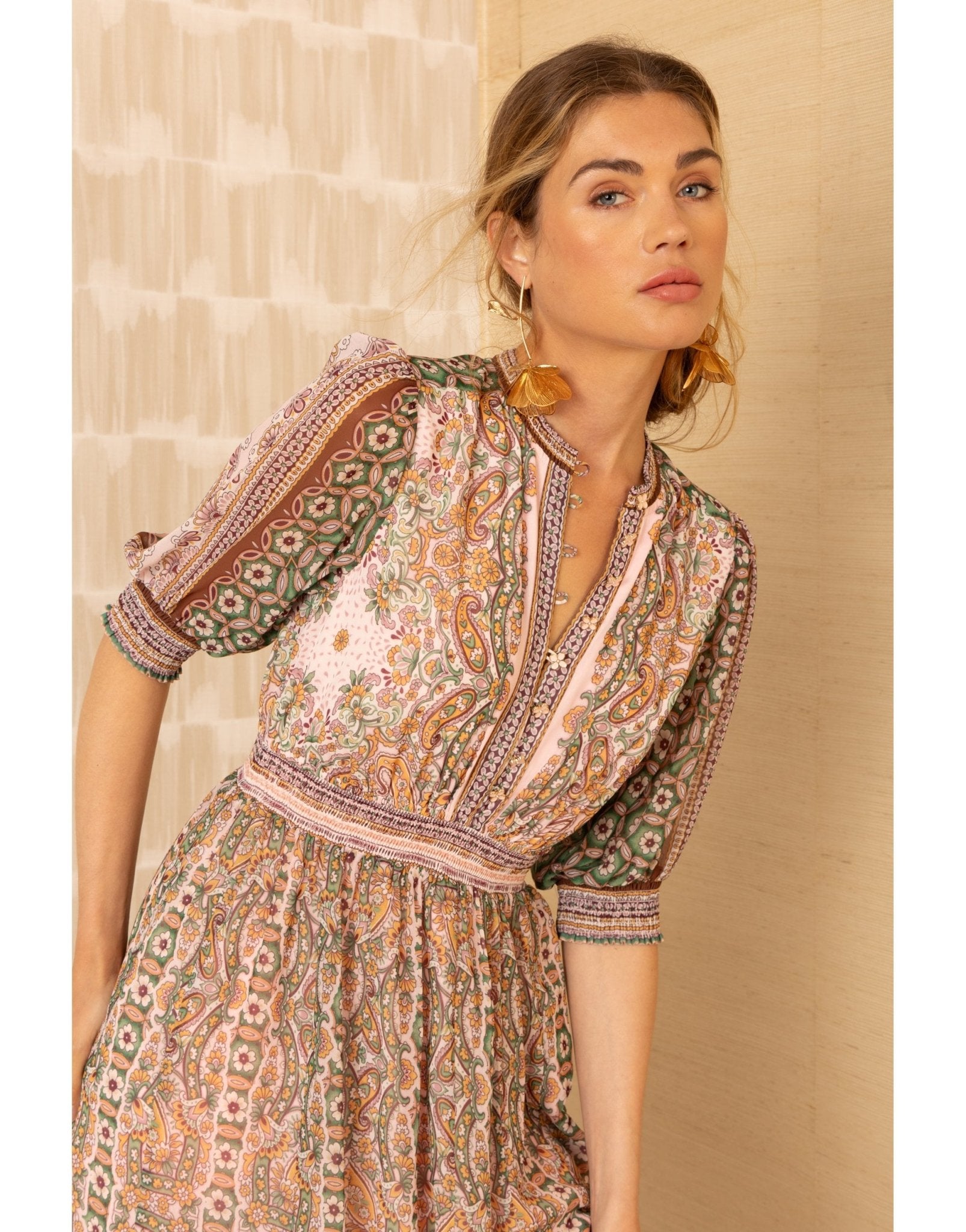 Young Ideas/Henmores - Ellison Floral 1/2 Sleeve V Neck Midi Dress - pink - S