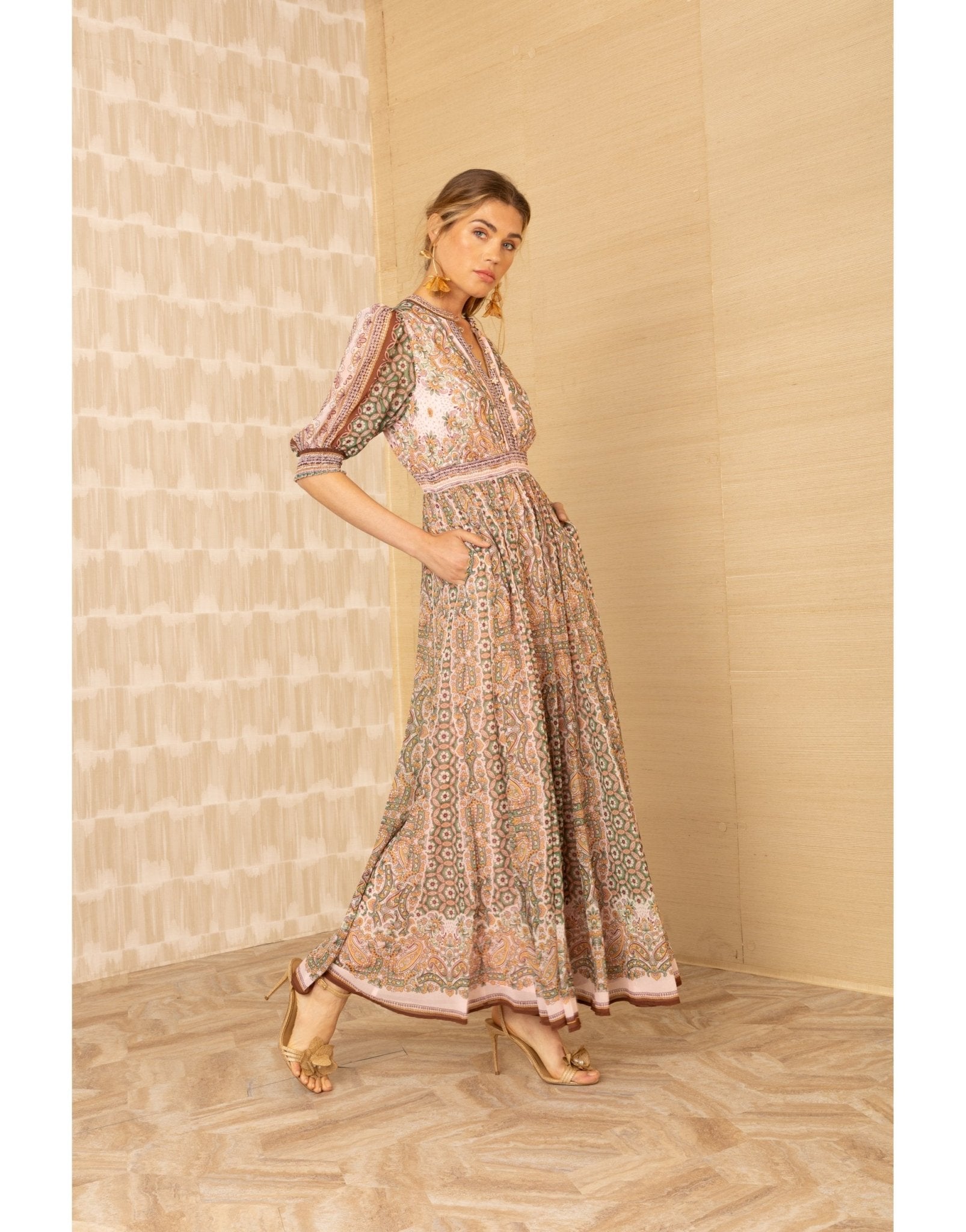 Young Ideas/Henmores - Ellison Floral 1/2 Sleeve V Neck Midi Dress - pink - S