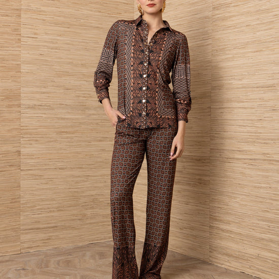 Young Ideas & Henmores -Keeley Geometric Print Blouse -Brown -S