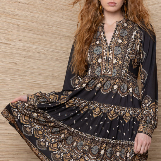 Young Ideas & Henmores -Reya Tiered Detail Dress -Black -XS