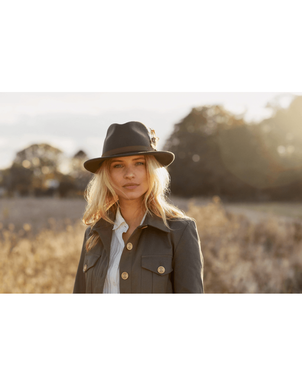 Young Ideas/Henmores - Suffolk Fawn Side Feather Fedora - Camel - XS