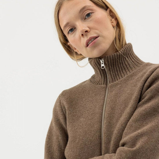 Young Ideas/Henmores - Claire Fullzip Wp - Walnut - M