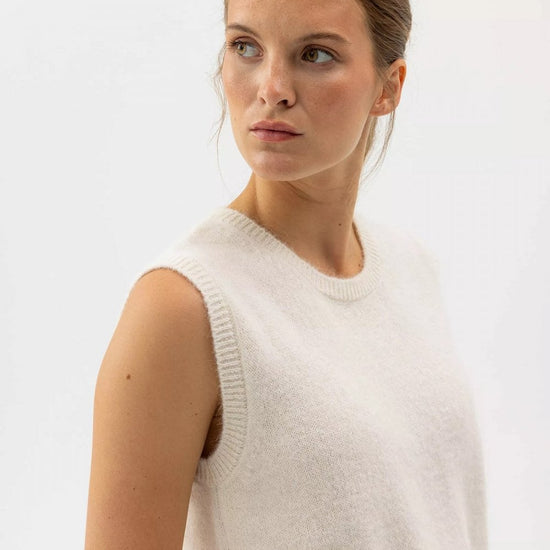 Young Ideas/Henmores - Elsy Vest - Off White - S