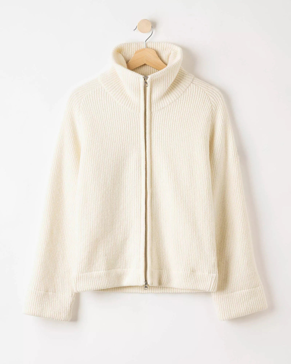 Young Ideas & Henmores -Essie Fullzip WP -119 Whisper White -S