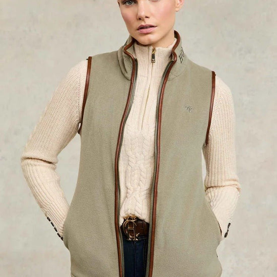 Young Ideas & Henmores - Country Fleece Gilet - sage - XS