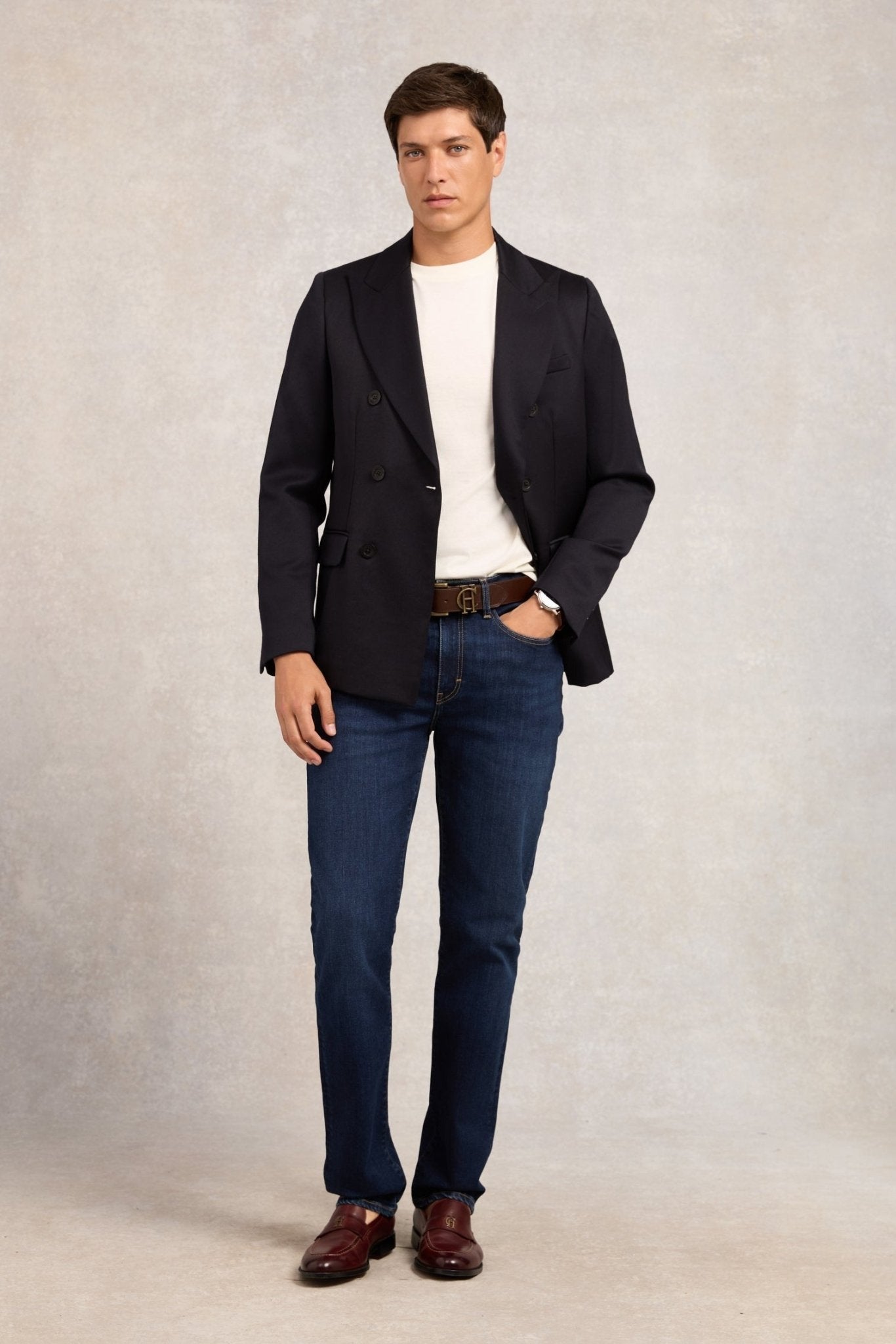 Young Ideas/Henmores - Crew Neck T-Shirt - White - M