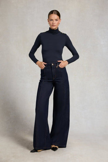 Young Ideas & Henmores - Essential Roll Neck - Black - L