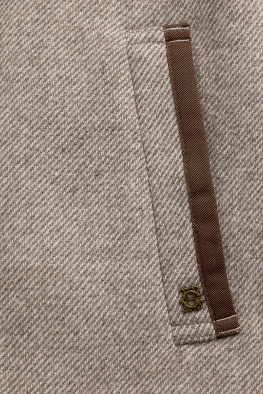 Young Ideas & Henmores -Hillford Country Gilet -Sahara Twill -L