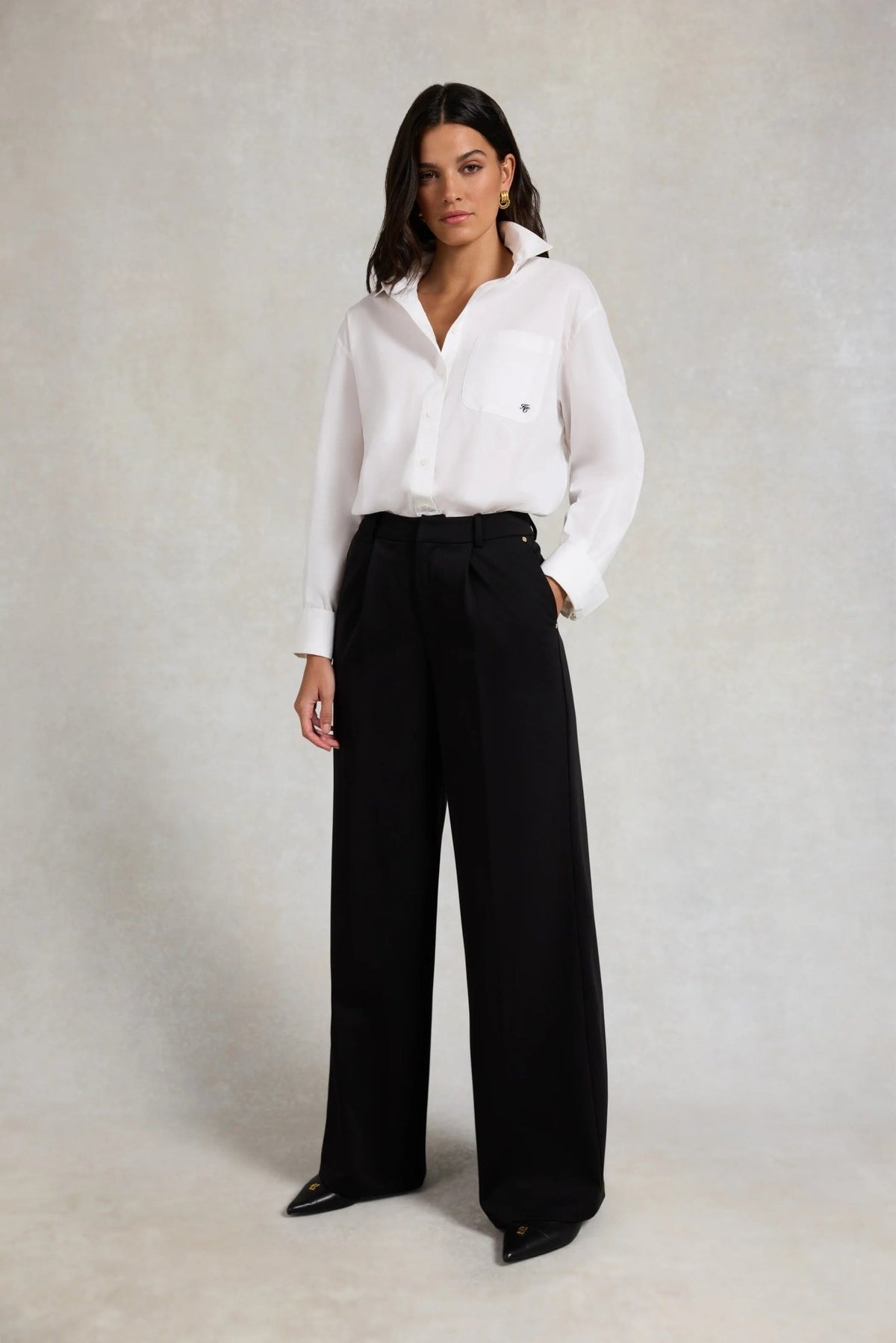 Young Ideas & Henmores -Pleated Wide Leg Trouser -Black -10R