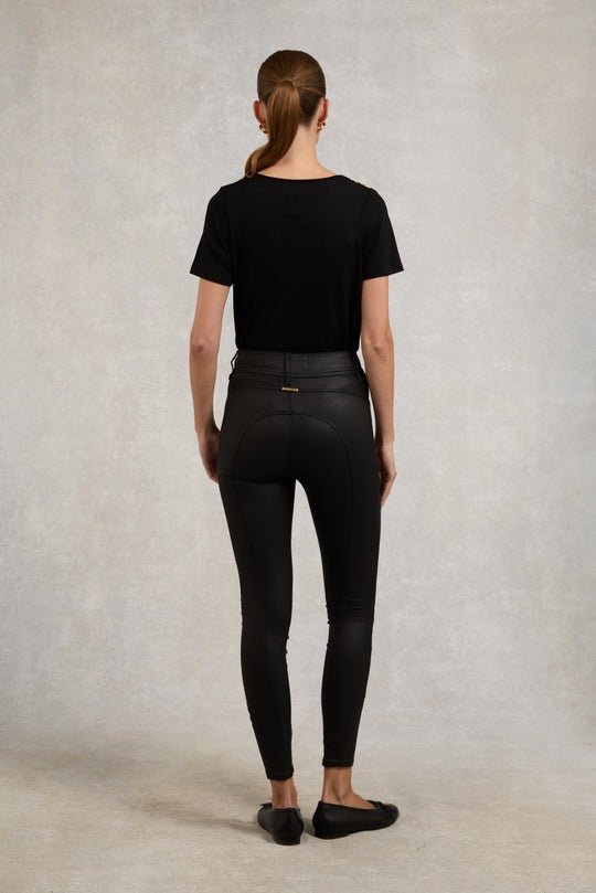 Young Ideas/Henmores - Relax Fit V - Neck Tee - Black - XS