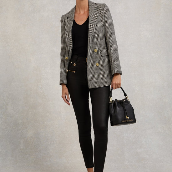 Young Ideas/Henmores - Relax Fit V - Neck Tee - Black - XS