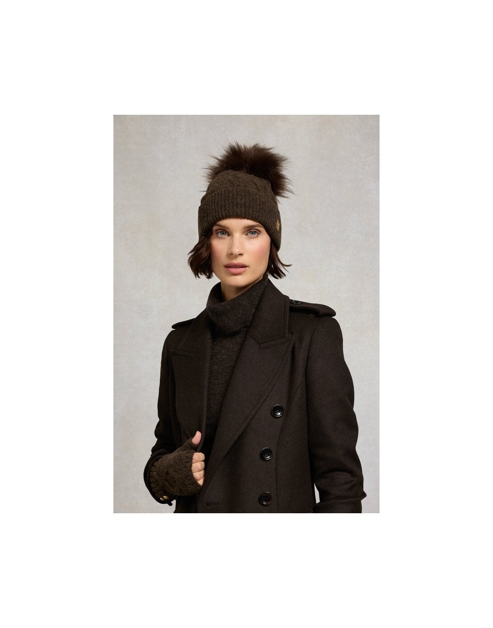 Young Ideas/Henmores - Sloane Cable Bobble Hat - Black - OS