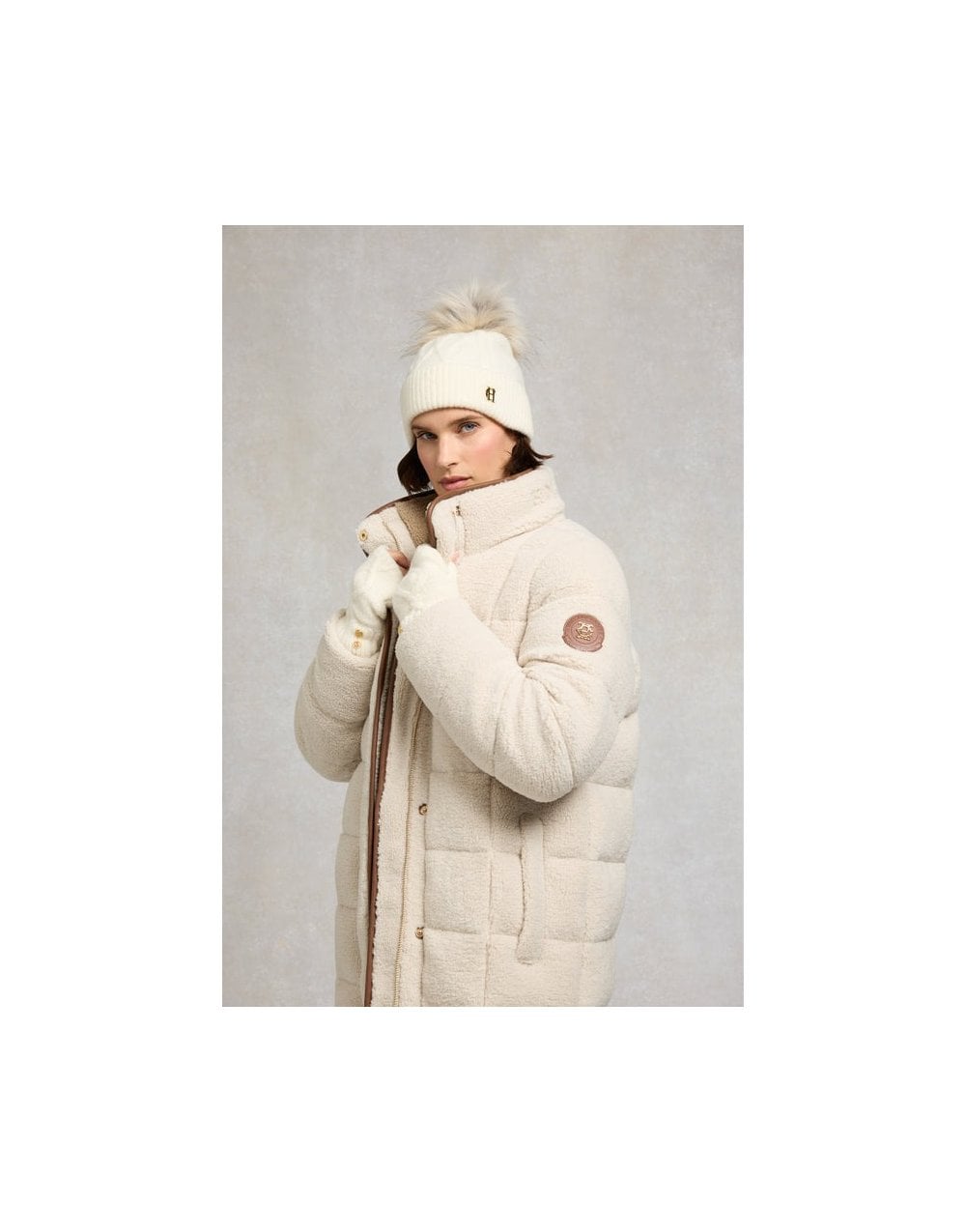 Young Ideas/Henmores - Sloane Cable Bobble Hat - Black - OS