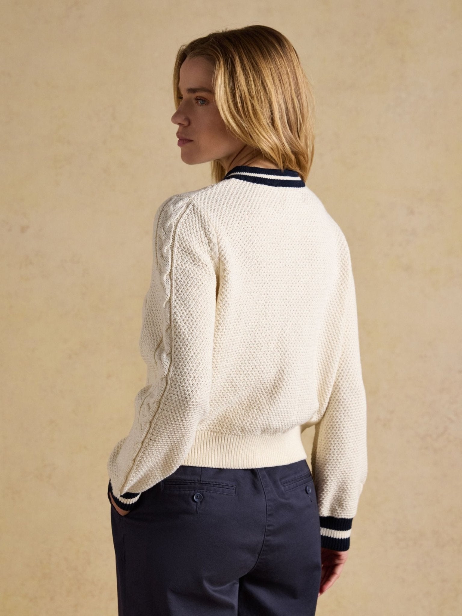 Young Ideas & Henmores - Andie Contrast Placket Cardigan - Cream - XS