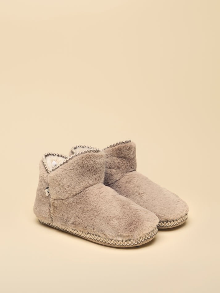 Young Ideas & Henmores -Cabin Slipper Boot -Mink Brown -L