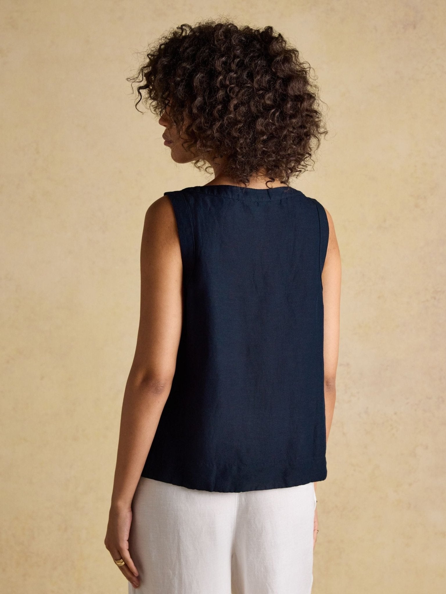Young Ideas/Henmores - Cove Sleeveless Top - Cayenne - 8