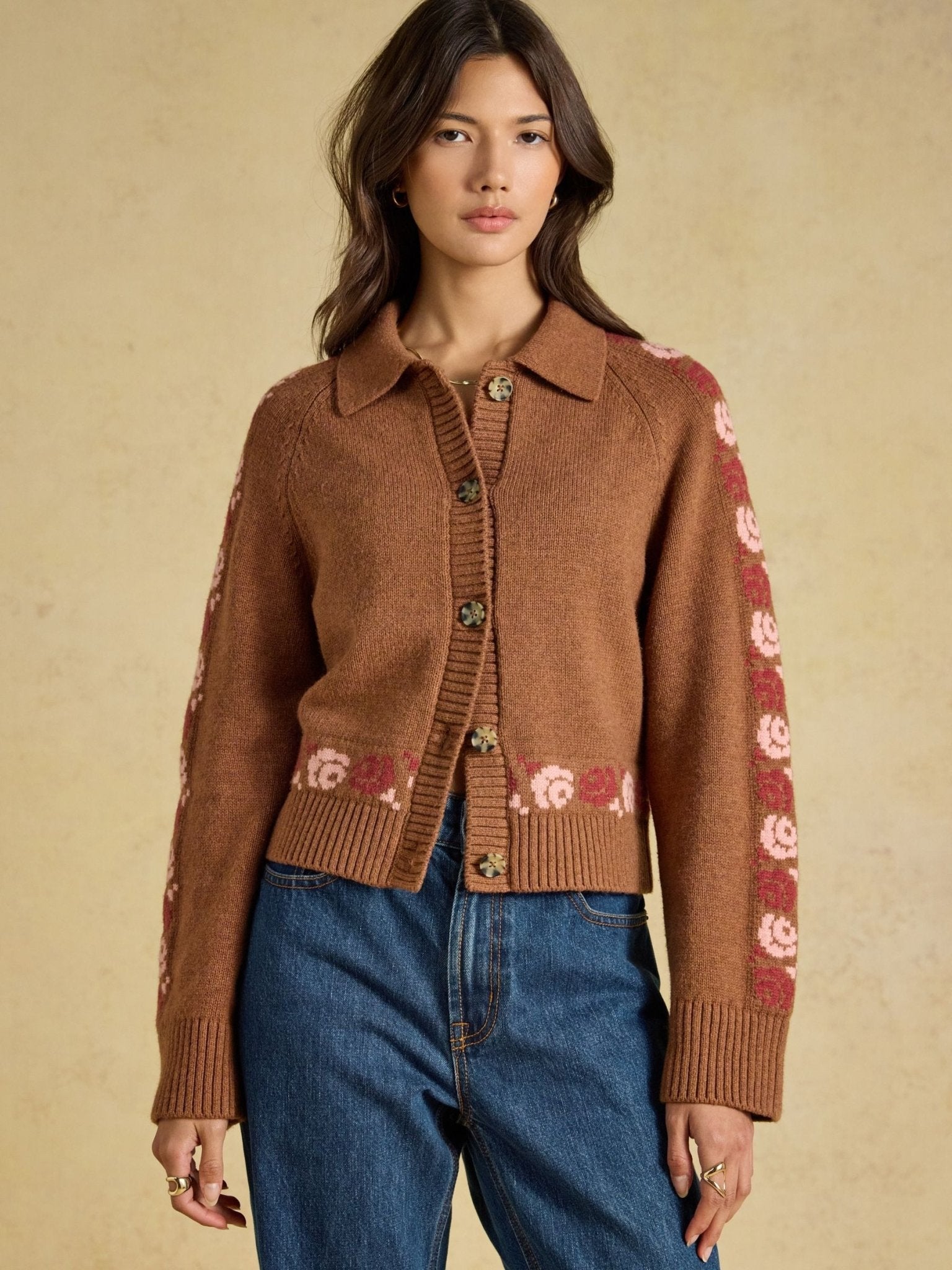 Young Ideas & Henmores -Cowboy Collared Cardigan -Tan Brown -L