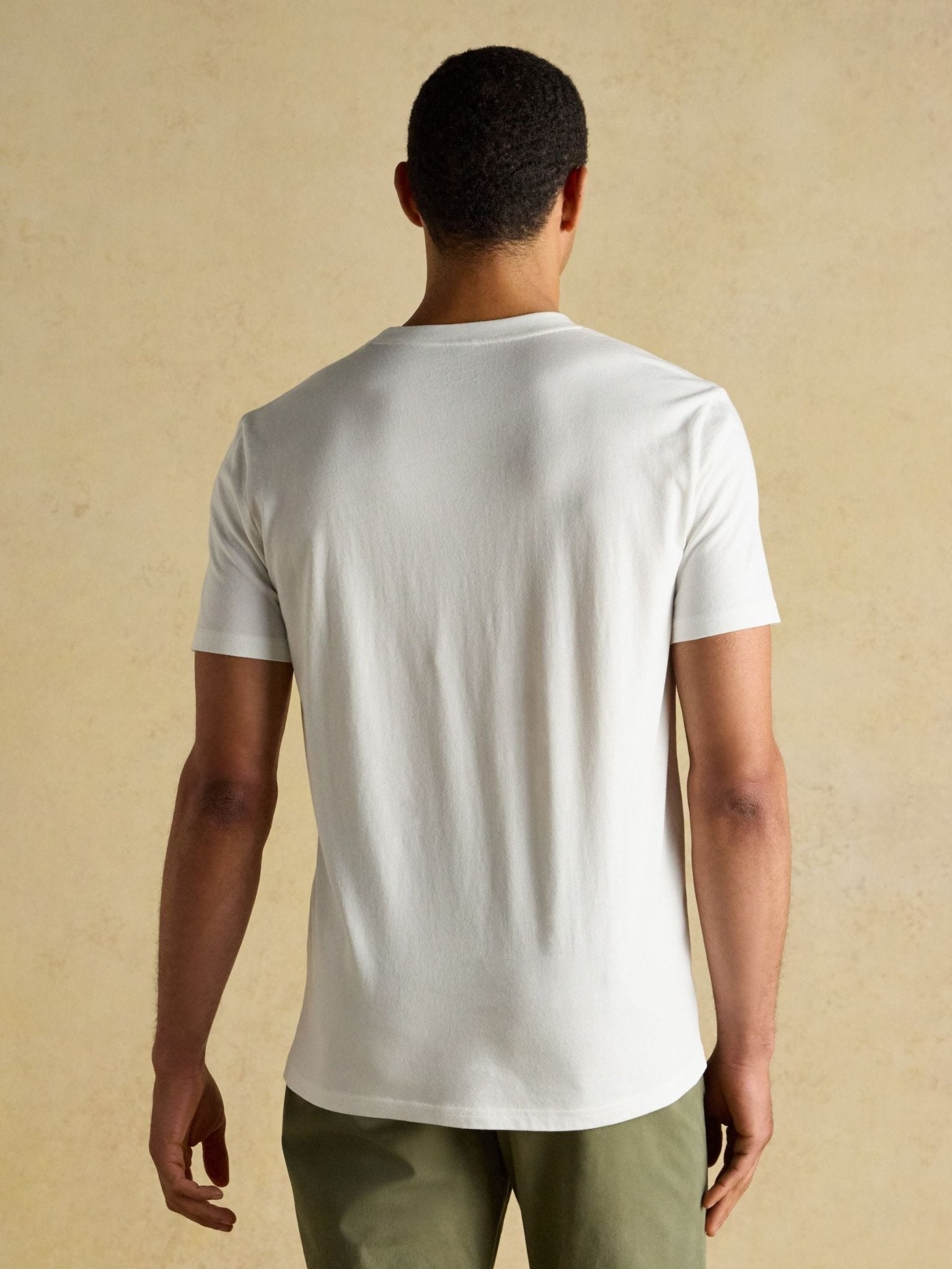 Young Ideas/Henmores - Everyday T-Shirt - White - S