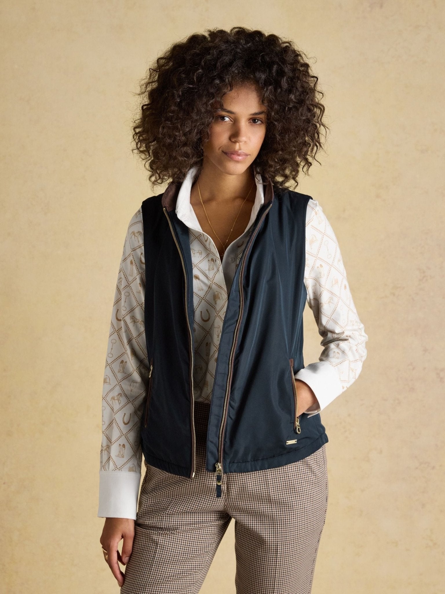 Young Ideas/Henmores - Farnham Gilet - Navy - 8