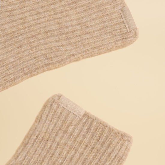 Young Ideas & Henmores -Fine Knit Glove -Oatmeal -S-M