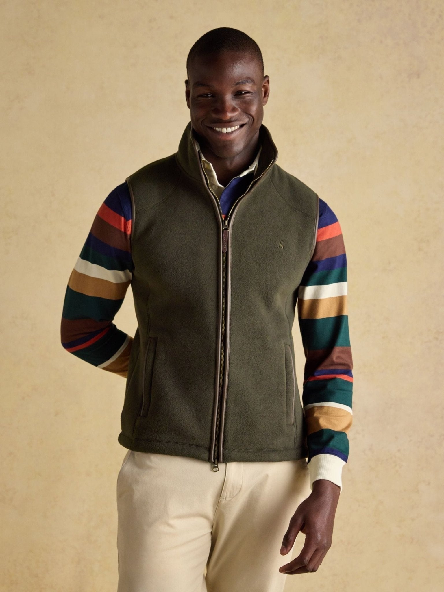 Young Ideas & Henmores - Heritage Fleece Gilet - Green - M