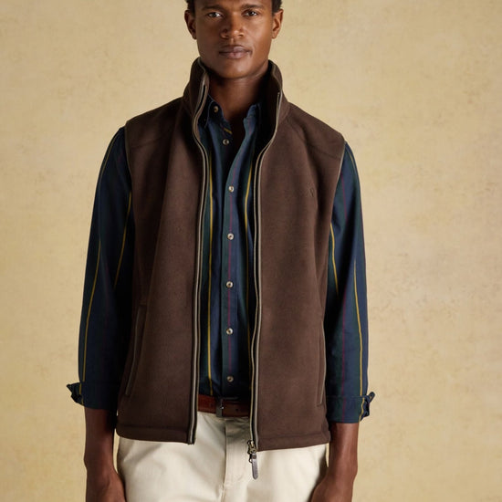 Young Ideas & Henmores - Heritage Fleece Gilet - Green - M