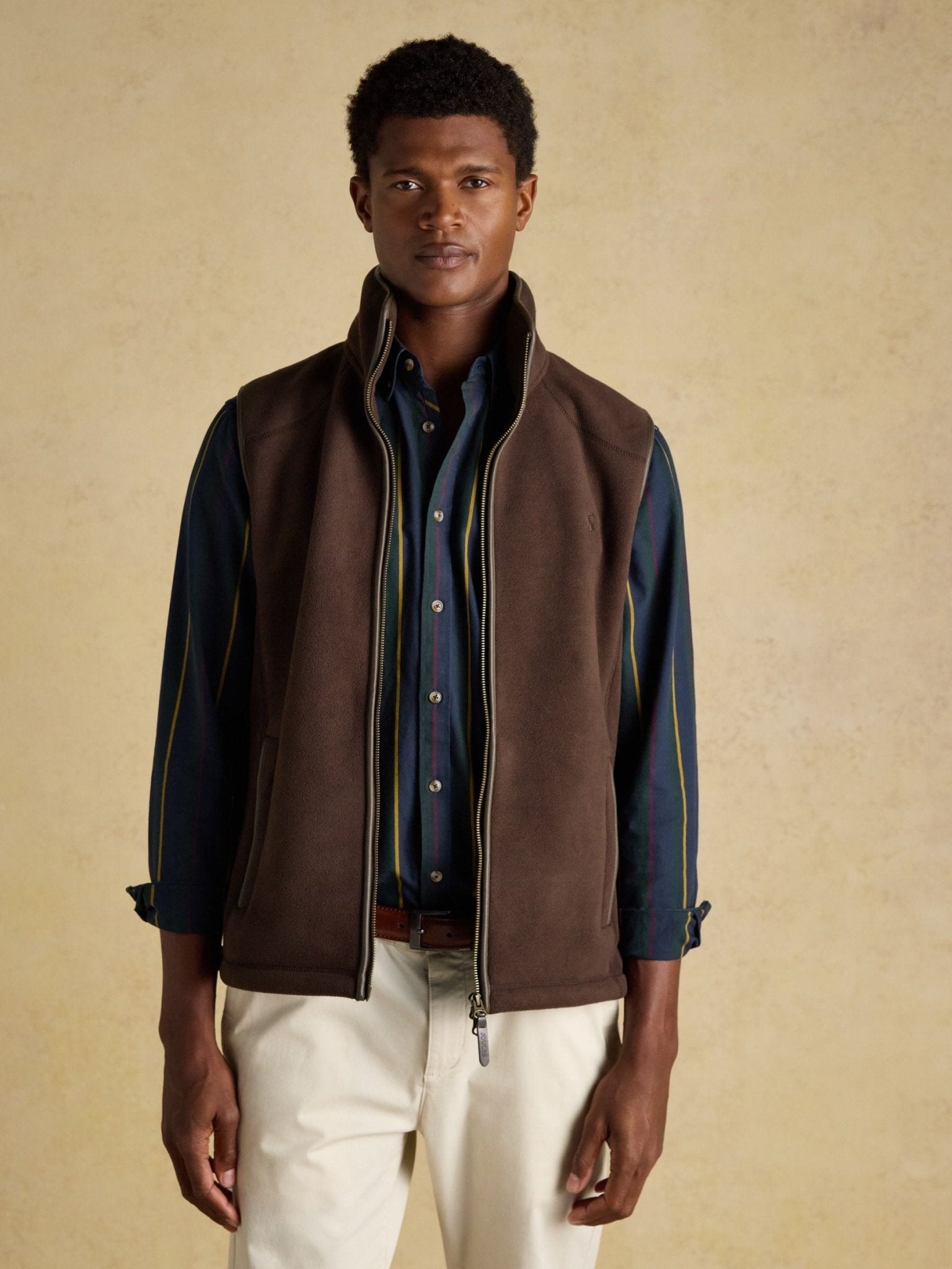 Young Ideas & Henmores - Heritage Fleece Gilet - Green - M