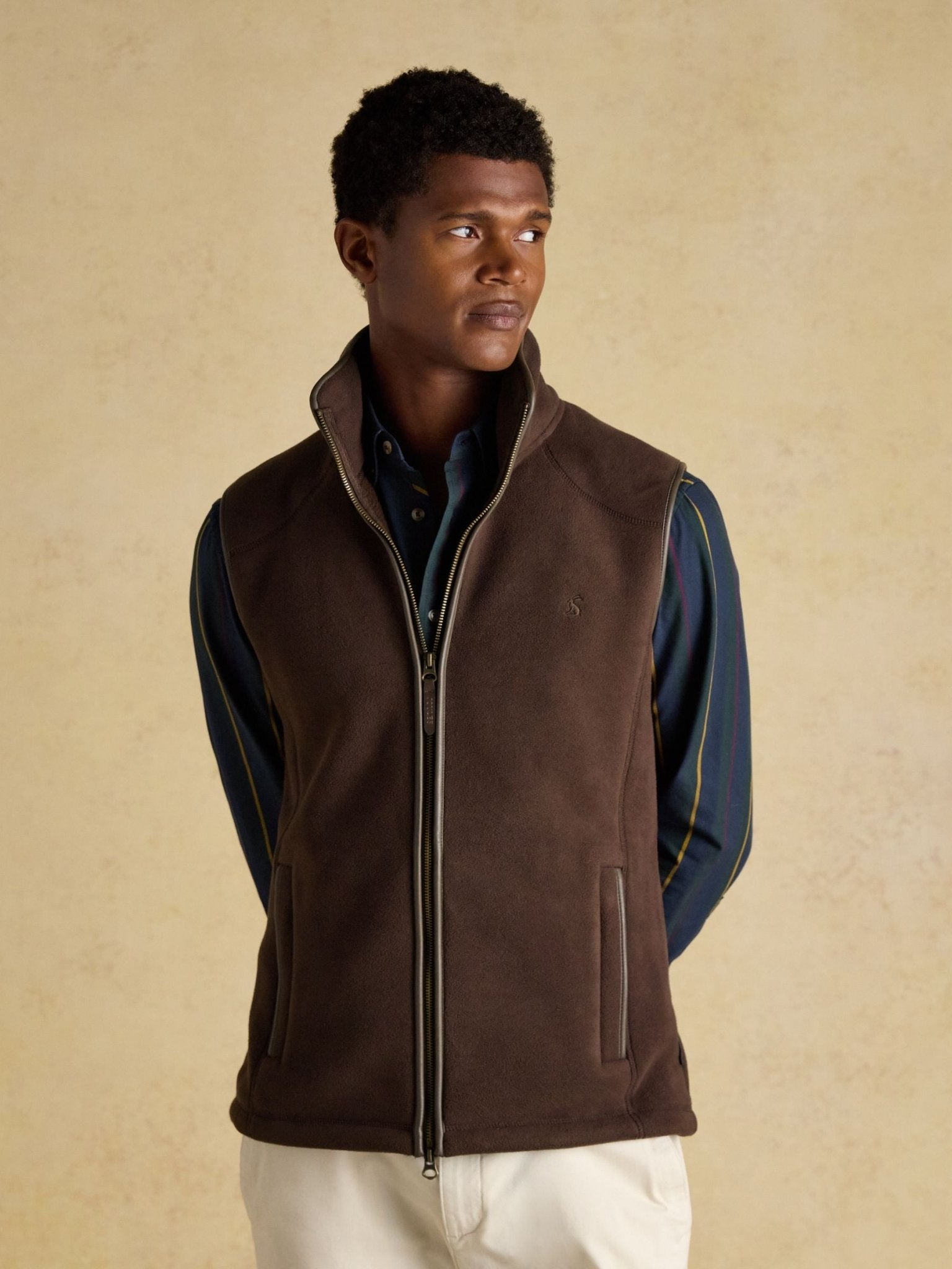 Young Ideas & Henmores - Heritage Fleece Gilet - Green - M